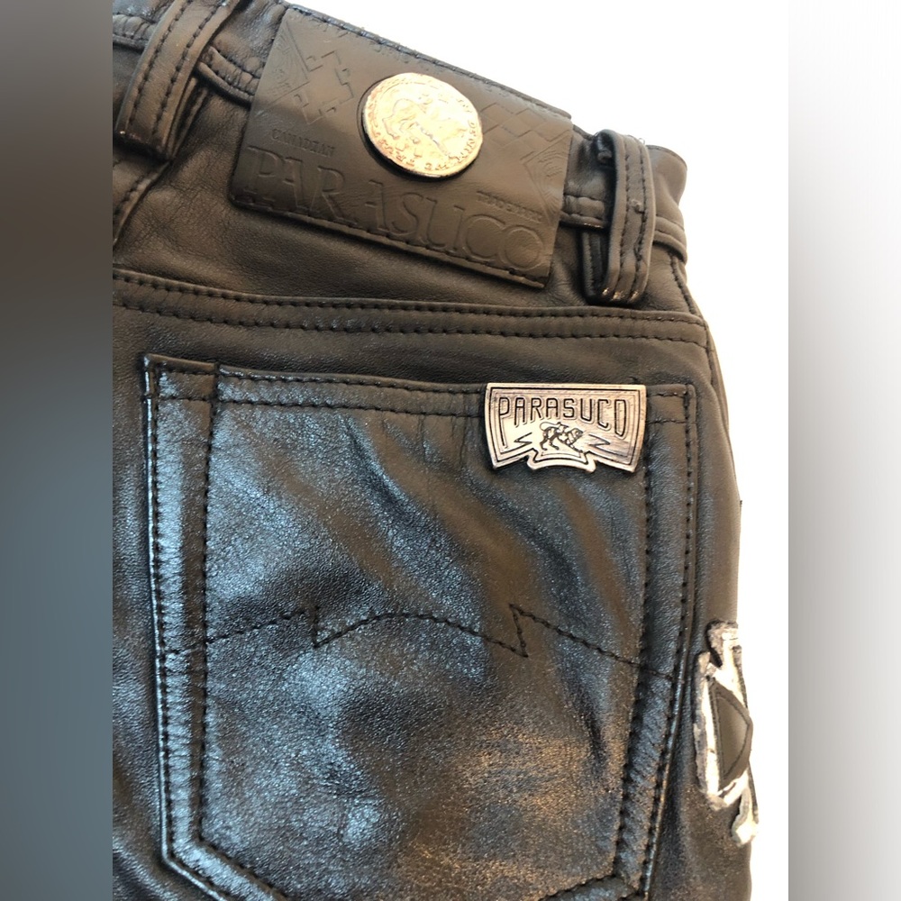 Woman biker leather pants. Thick and Suitable to ride.
